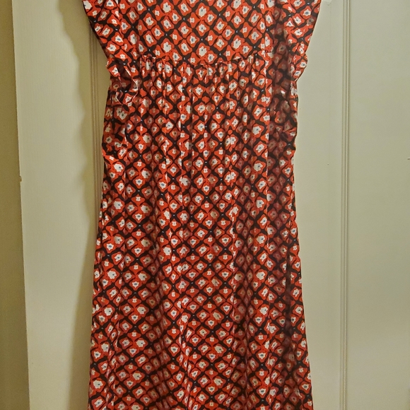 Dress - Picture 2 of 3